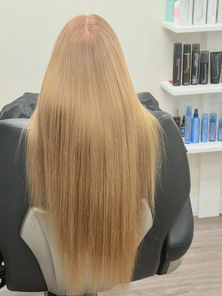 Blonde result at SB SPACE, Los Angeles